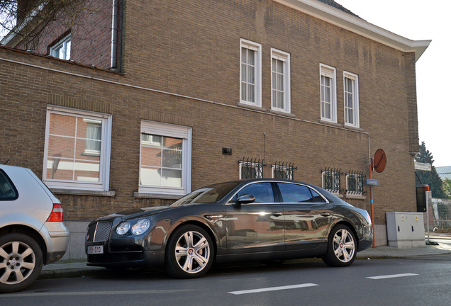 Bentley Flying Spur V8