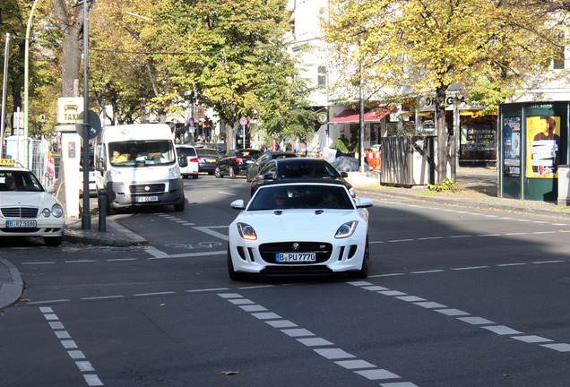 Jaguar F-TYPE S V8 Convertible