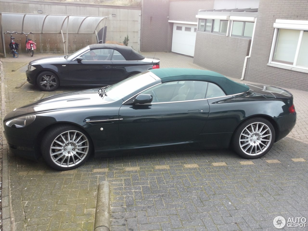 Aston Martin DB9 Volante