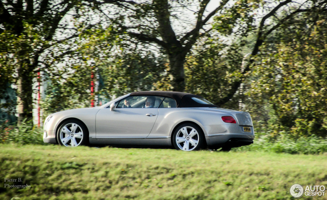 Bentley Continental GTC V8