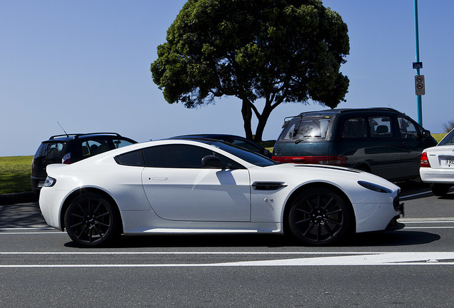 Aston Martin V12 Vantage S