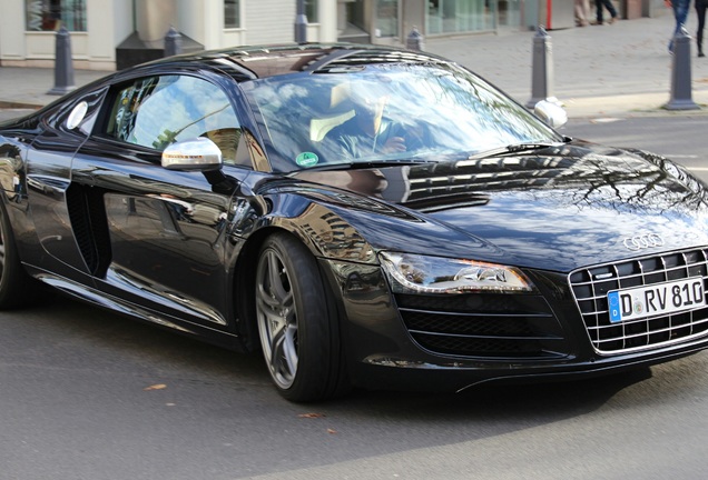 Audi R8 V10