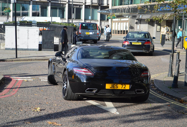 Mercedes-Benz SLS AMG