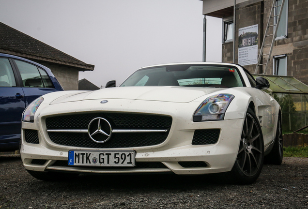 Mercedes-Benz SLS AMG GT Roadster