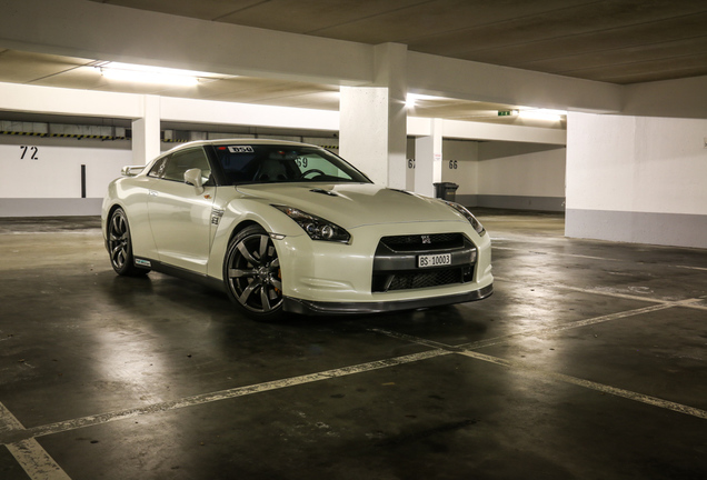 Nissan GT-R