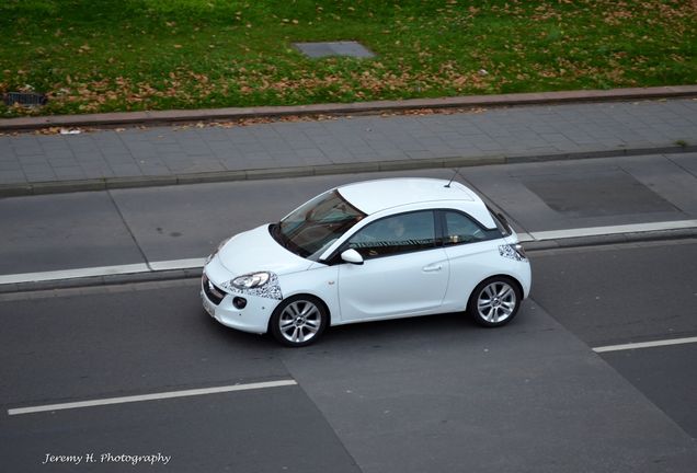 Opel Adam 2015