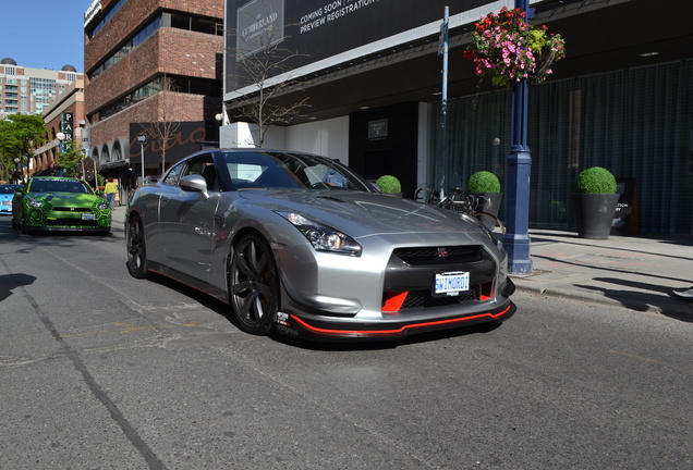 Nissan GT-R 2012