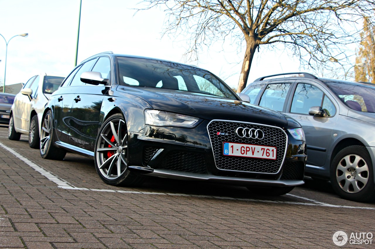 Audi RS4 Avant B8