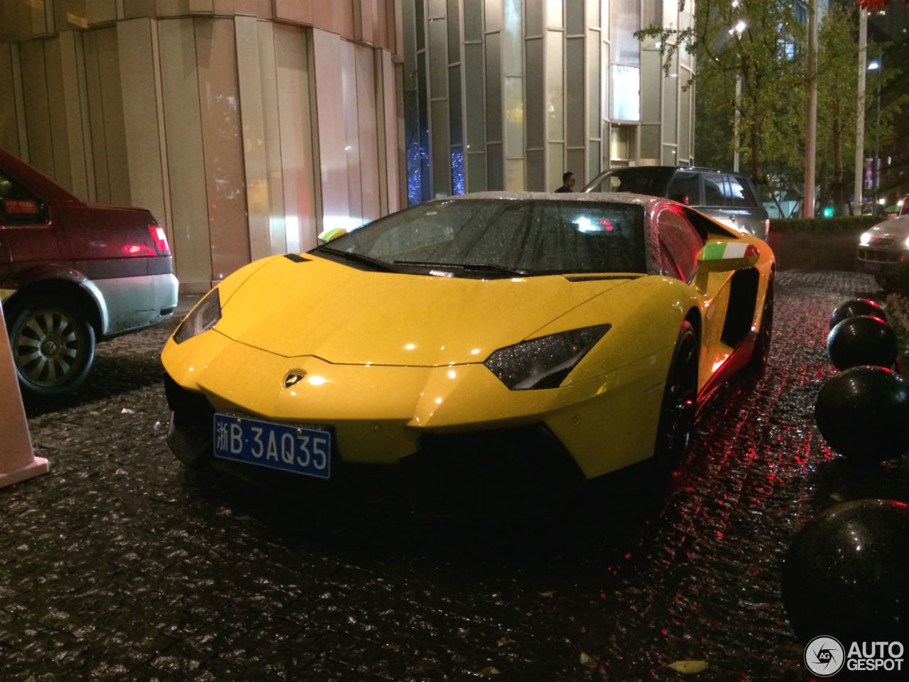 Lamborghini Aventador LP700-4