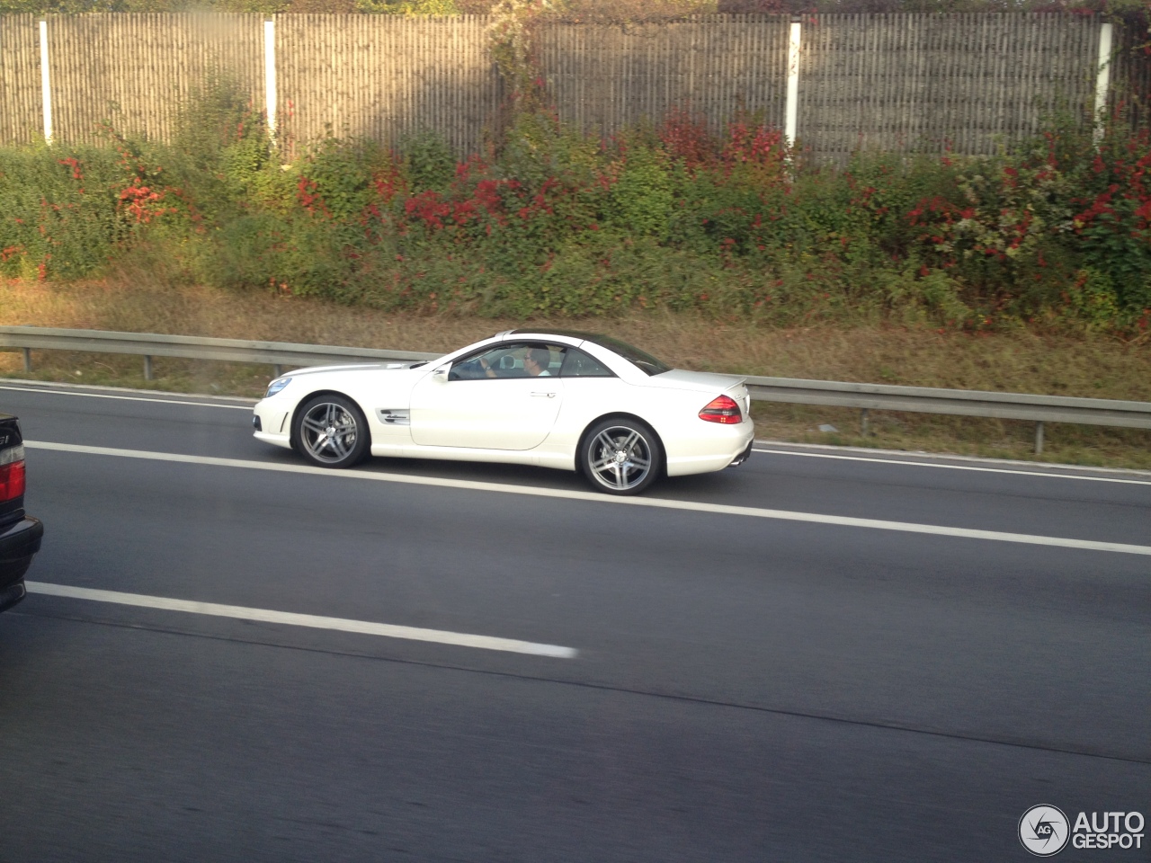 Mercedes-Benz SL 63 AMG