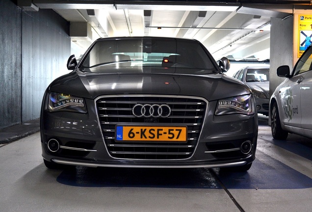 Audi S8 D4