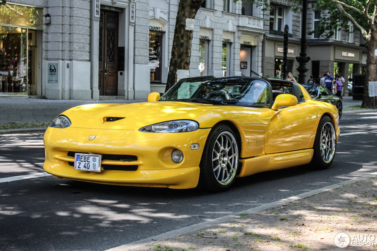 Dodge Viper RT/10 1996