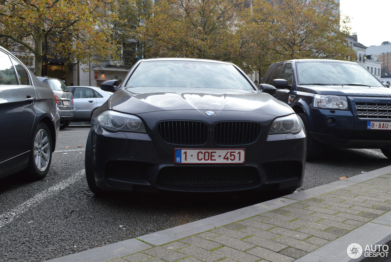 BMW M5 F10 2011