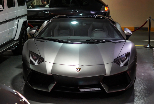 Lamborghini Aventador LP700-4 Roadster