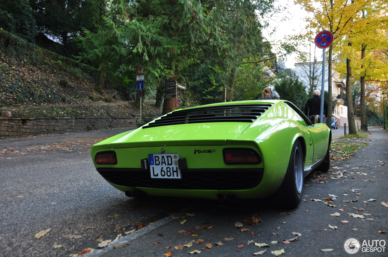 Lamborghini Miura P400