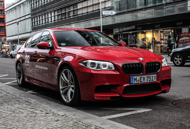 BMW M5 F10 2014 Performance Edition