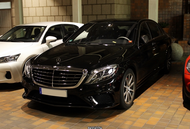 Mercedes-Benz S 63 AMG V222