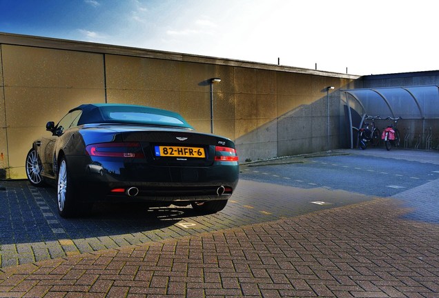 Aston Martin DB9 Volante