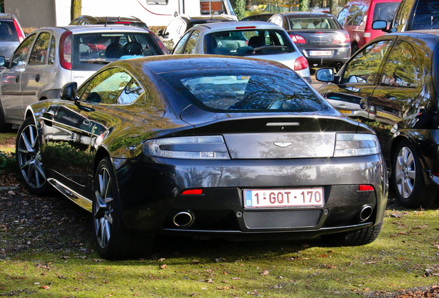 Aston Martin V8 Vantage S