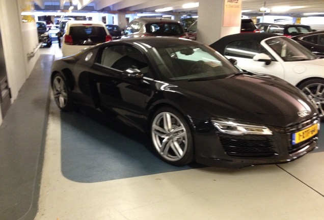 Audi R8 2013