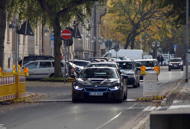 BMW i8