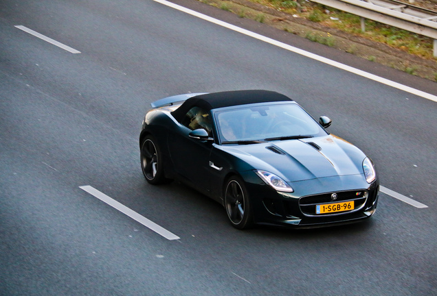 Jaguar F-TYPE S Convertible