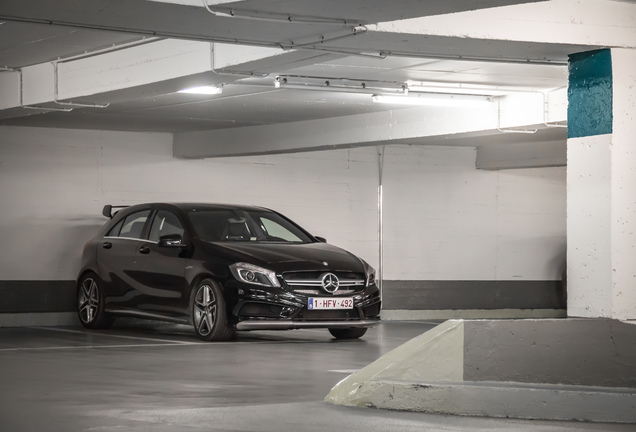 Mercedes-Benz A 45 AMG