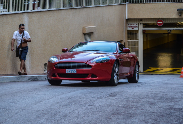 Aston Martin DB9 Volante 2010