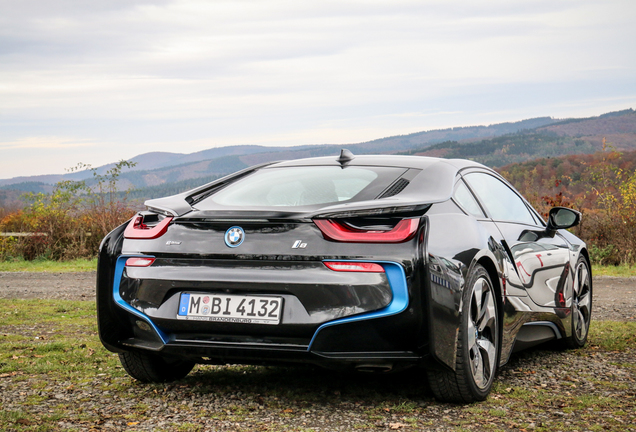 BMW i8