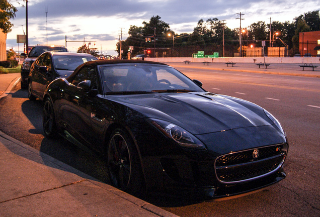 Jaguar F-TYPE S V8 Convertible