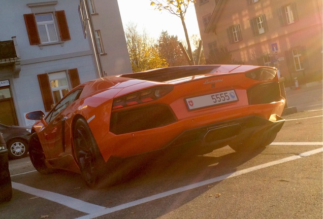 Lamborghini Aventador LP700-4