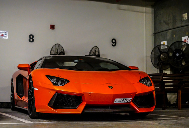 Lamborghini Aventador LP700-4 Roadster