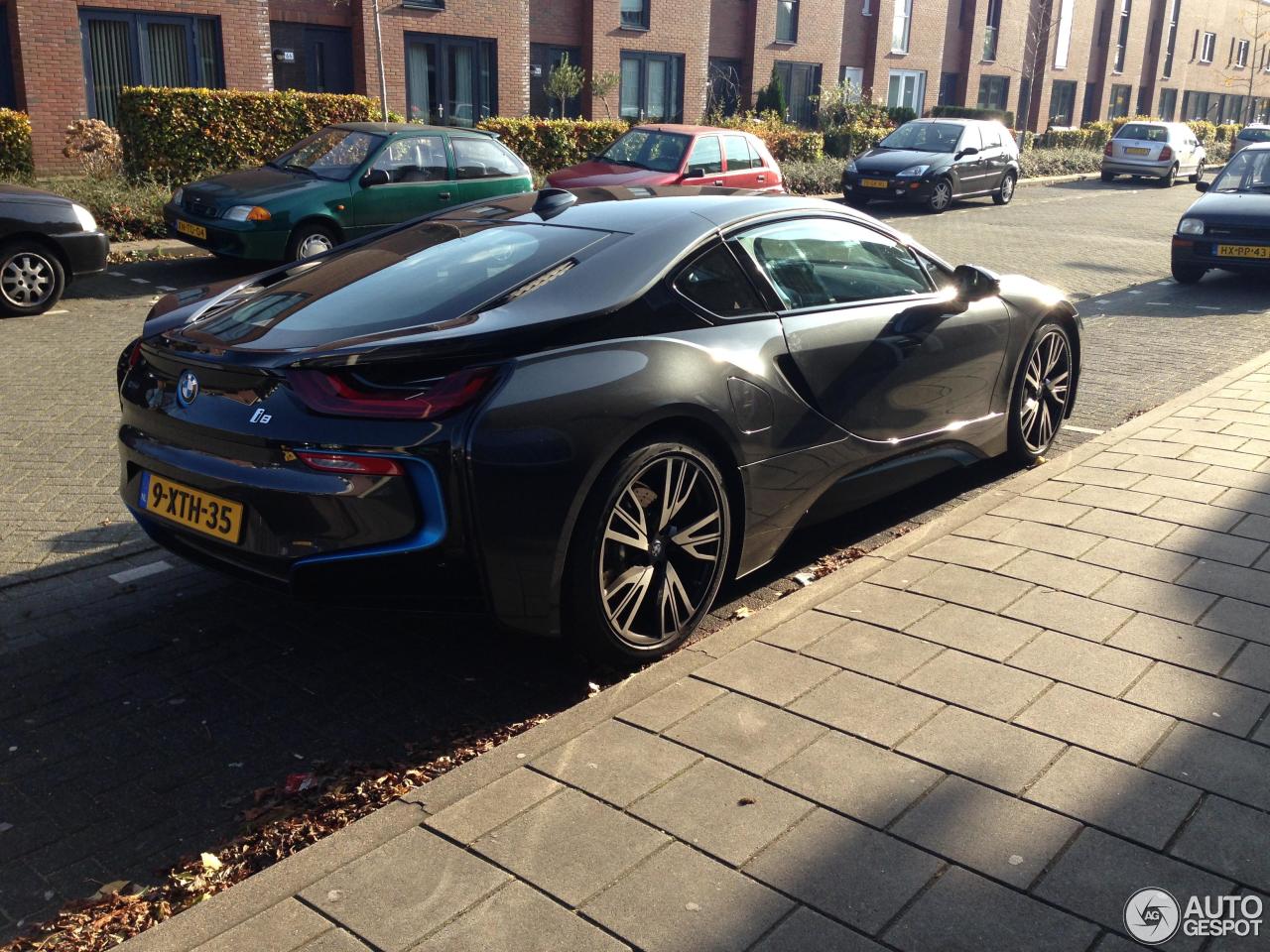 BMW i8