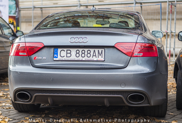 Audi RS5 B8 2012