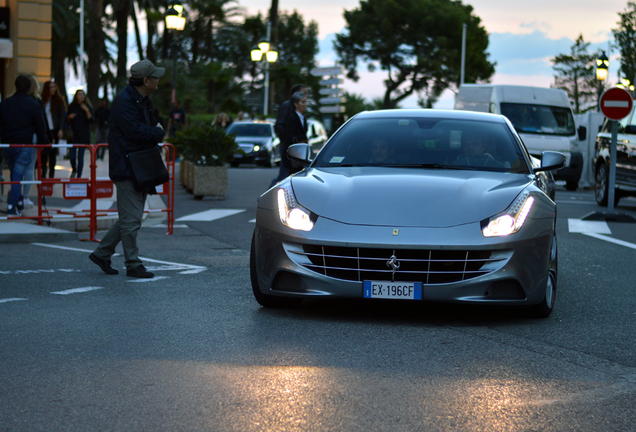 Ferrari FF