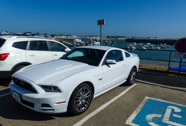 Ford Mustang GT 2013