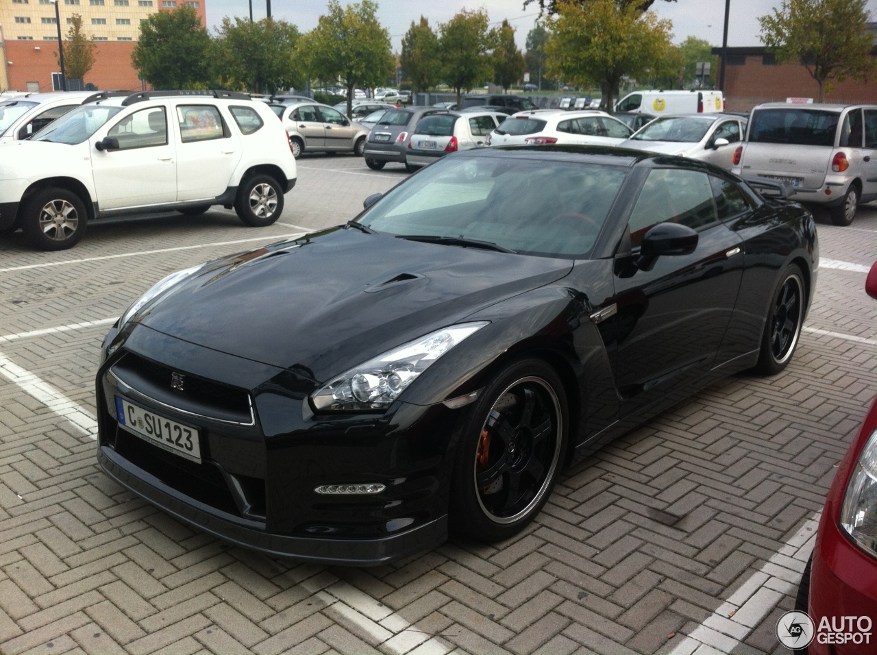 Nissan GT-R 2011