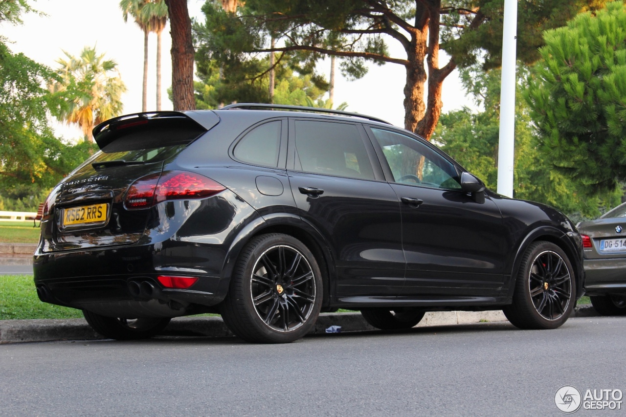 Porsche 958 Cayenne GTS