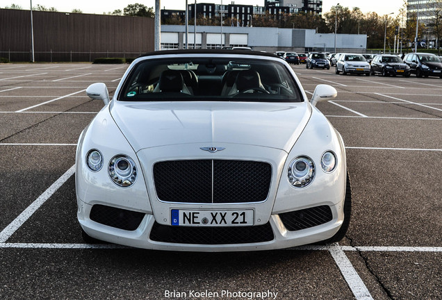 Bentley Continental GTC V8