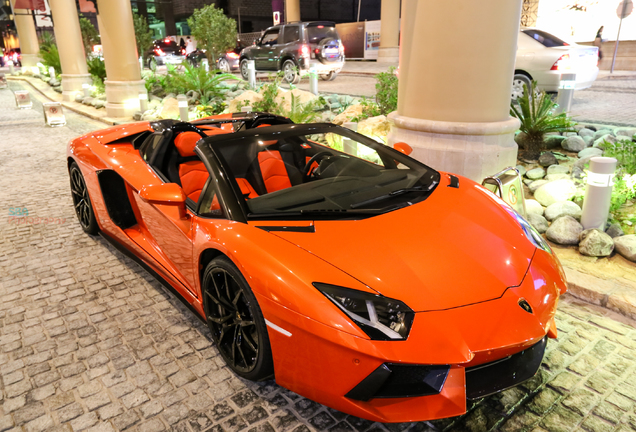 Lamborghini Aventador LP700-4 Roadster