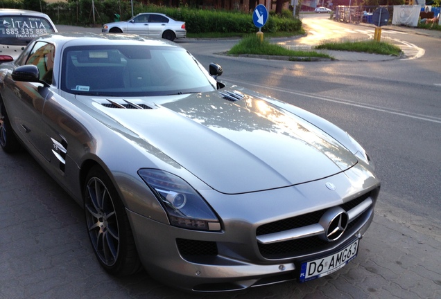 Mercedes-Benz SLS AMG