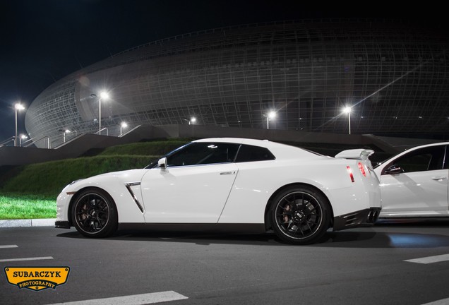 Nissan GT-R 2012