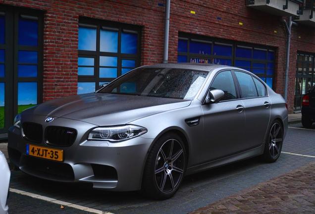 BMW M5 F10 30 Jahre Edition