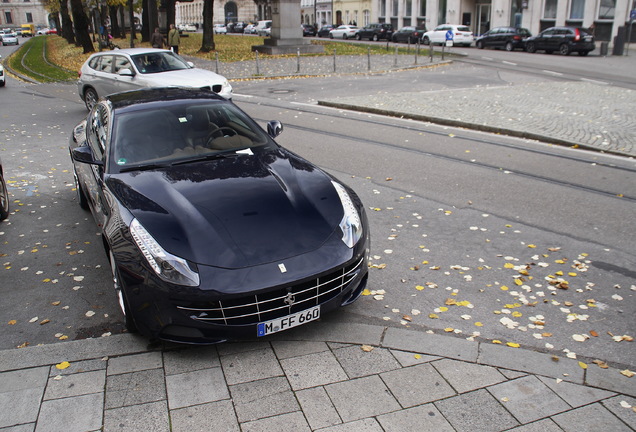 Ferrari FF