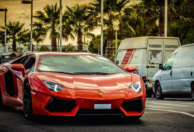 Lamborghini Aventador LP700-4