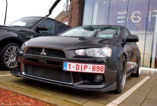 Mitsubishi Lancer Evolution X MR