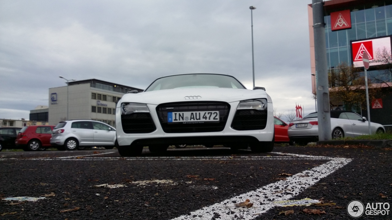 Audi R8 V10 Spyder 2013