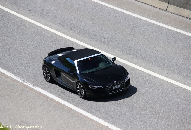 Audi R8 V10 Spyder 2013