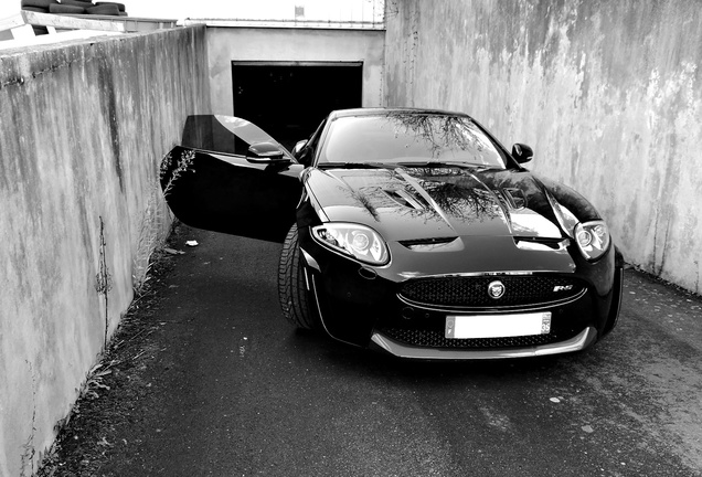 Jaguar XKR-S 2012