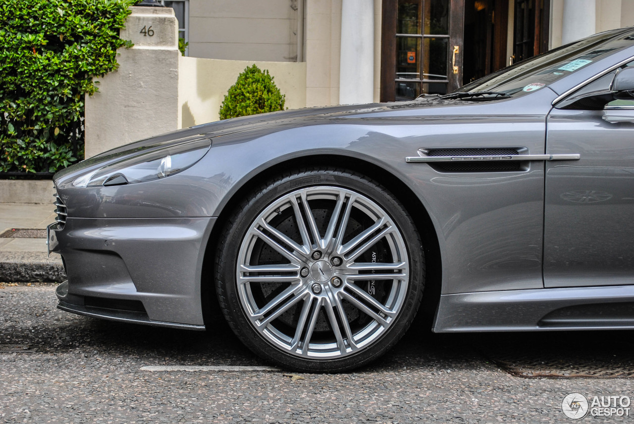 Aston Martin DBS